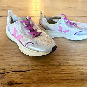 Veja Canary Kids Sneakers - White and Pink Accents EU 34